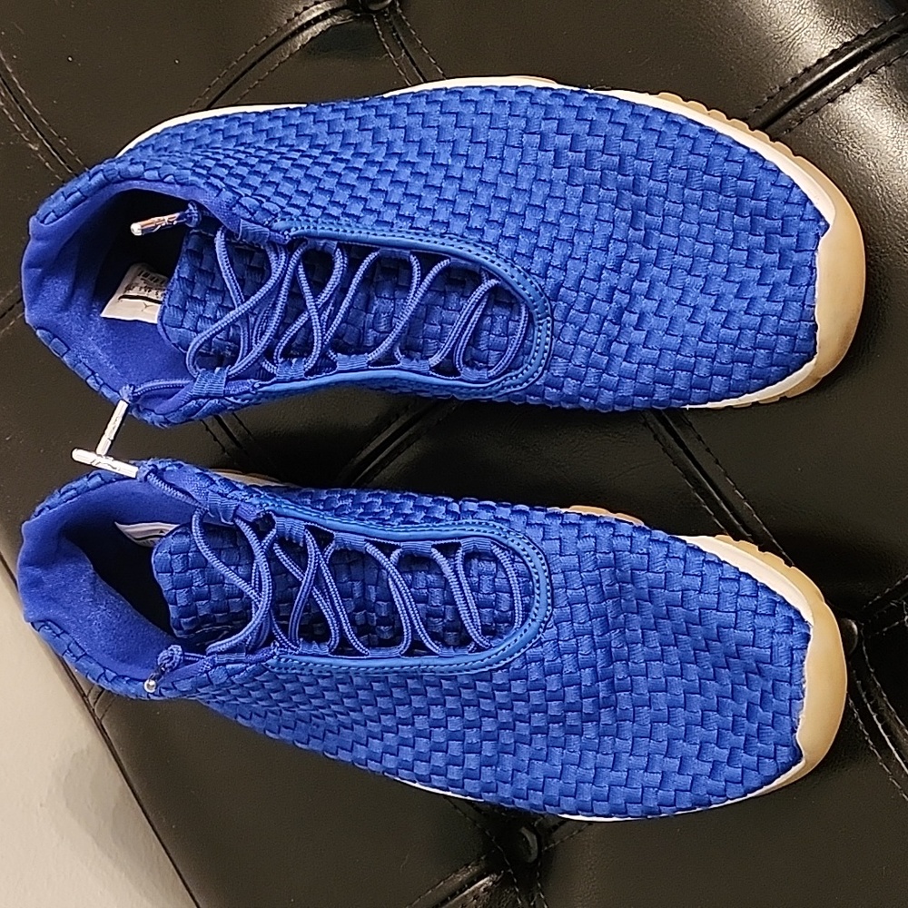 Air Jordan Future, Hyper Royal, size M 11.5